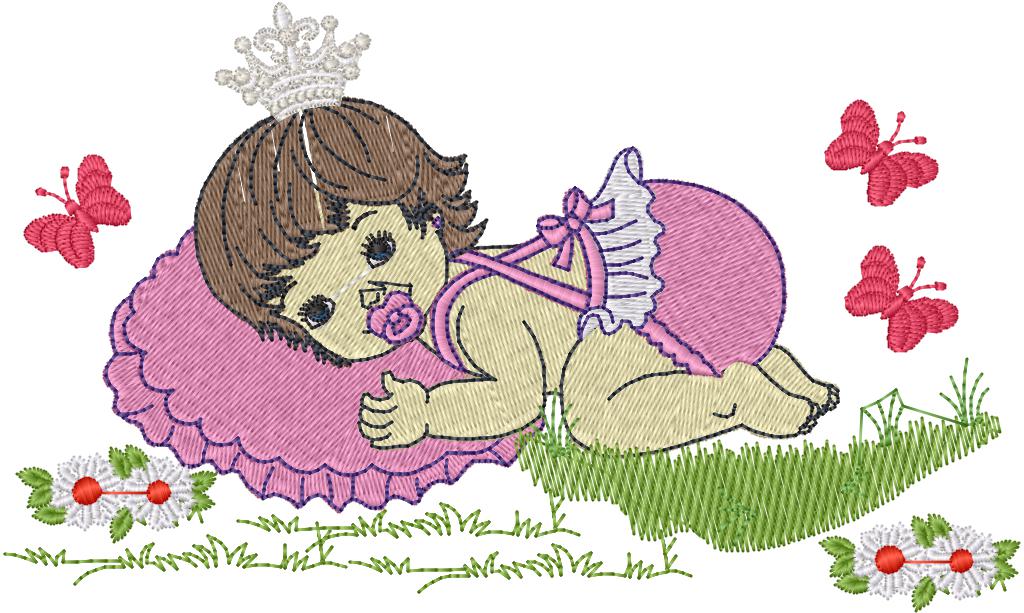 Baby acostada en el jardín